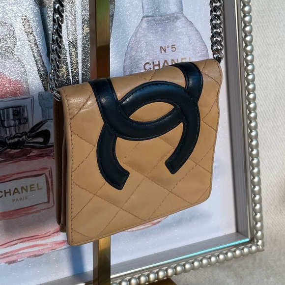*SOLD* CHANEL CAMBON KISSLOCK WALLET WITH COA - Picture 2 of 13